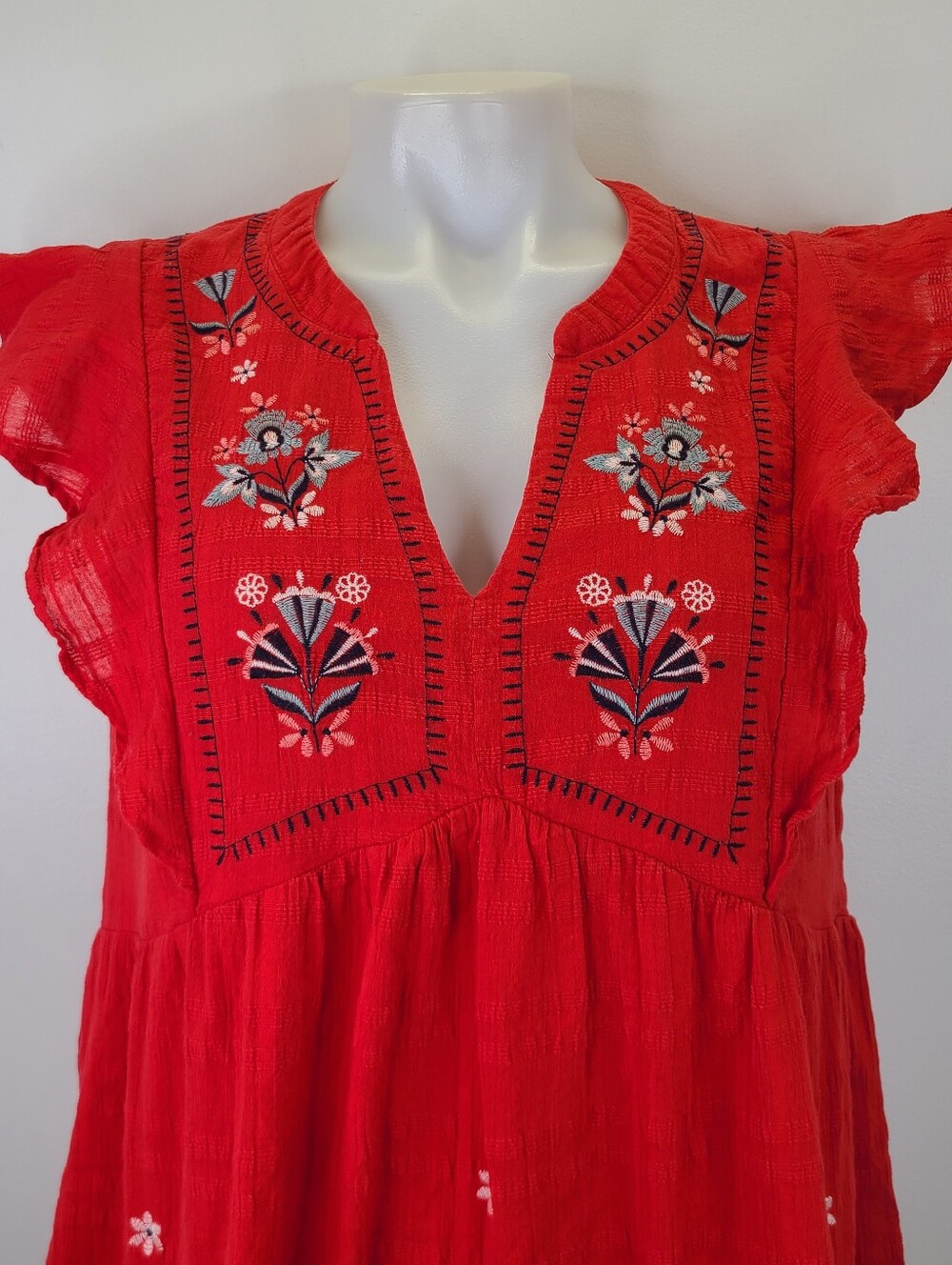 Knox Rose Red Embroidered V-Neck Flutter Ruffle Sleeve Dress 100% Cotton Medium - Picture 4 of 15